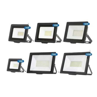 120lm/w Efficacité lumineuse Économie d'énergie Lampes LED étanches pour les stades de sport