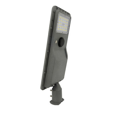 Des feux de route à énergie solaire de conception moderne à étanchéité IP66 et à angle de faisceau optionnel