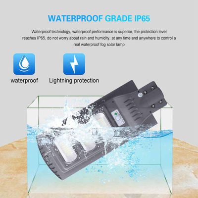 IP65 Lumière solaire étanche à l'eau extérieure 30W 60W 90W 120W 150W Lumière de rue LED intégrée