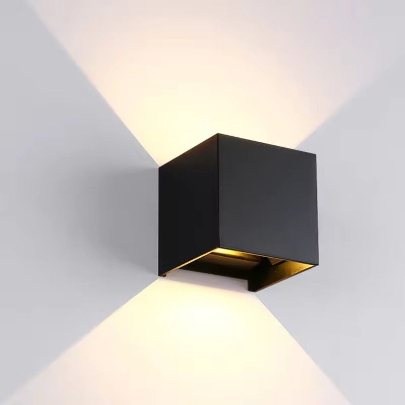 Lumière murale LED étanche à l'eau en extérieur en aluminium extérieur moderne Cube Garden Light