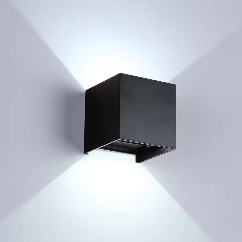 Indice de rendu des couleurs Ra 80 Lumière murale extérieure moderne LED étanche IP65 vers le haut vers le bas
