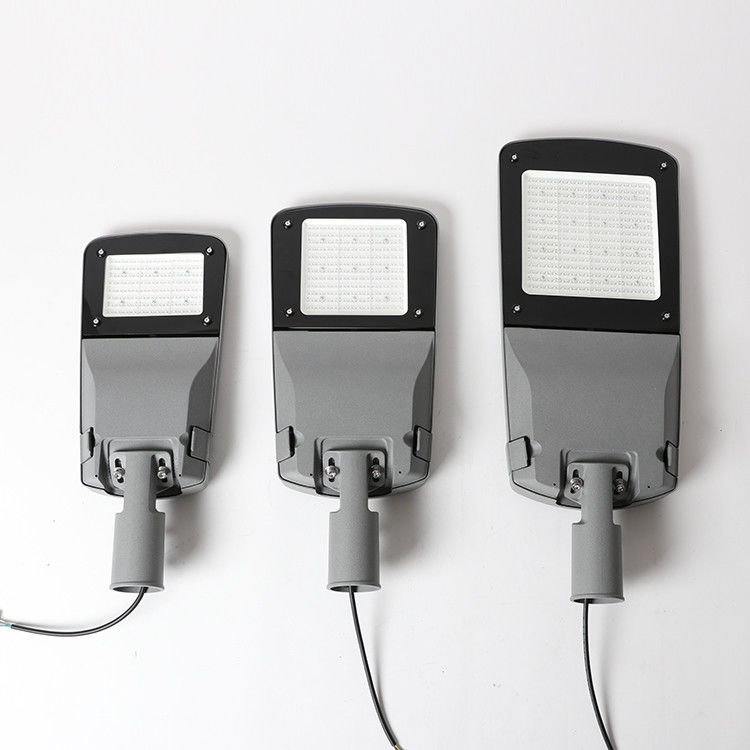70 Ra Indice de rendu des couleurs alimentation en courant alternatif fonte sous pression aluminium 30W-200W lampe de rue